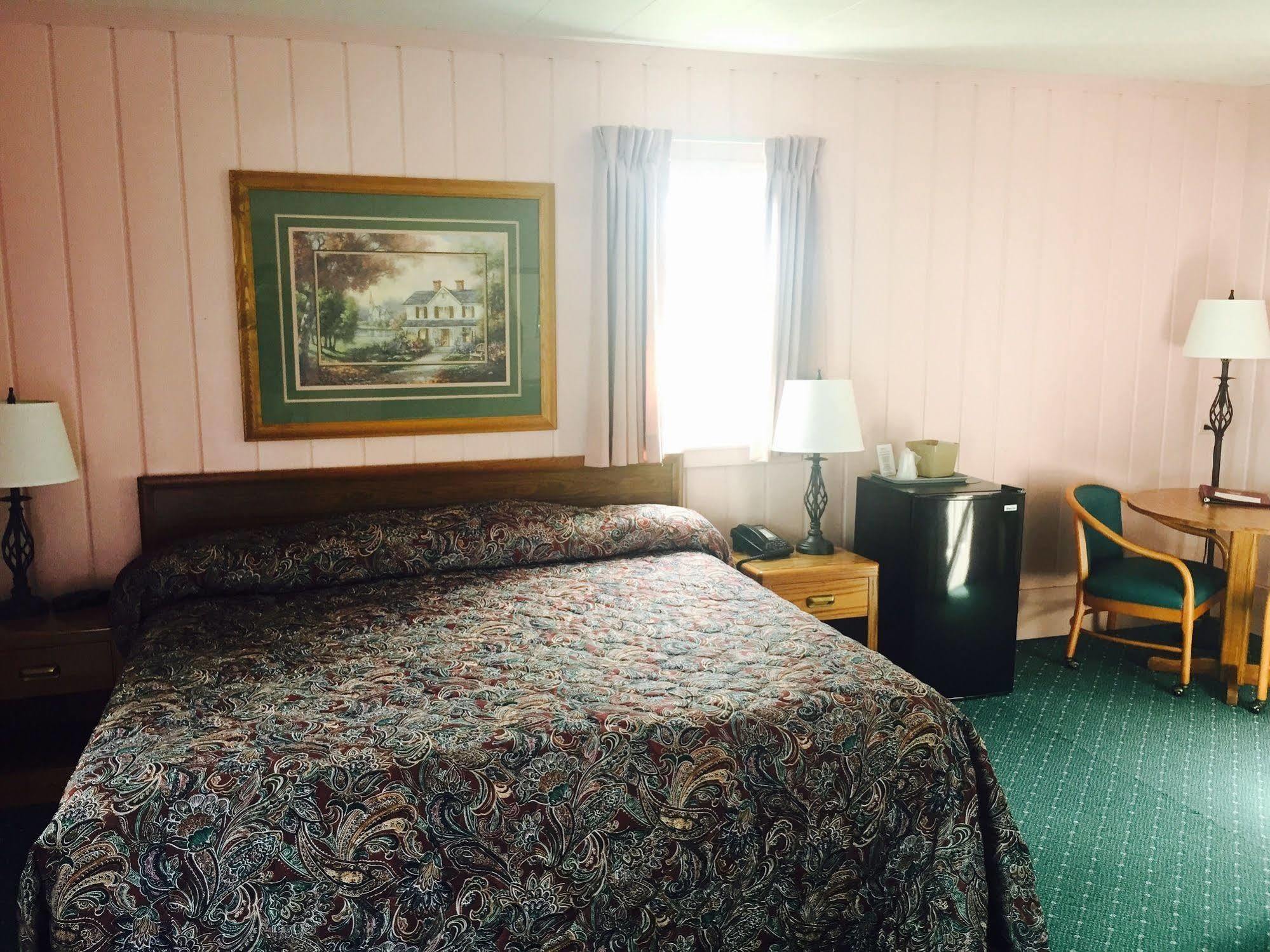 Rainbow Motel Mackinaw City Exterior foto